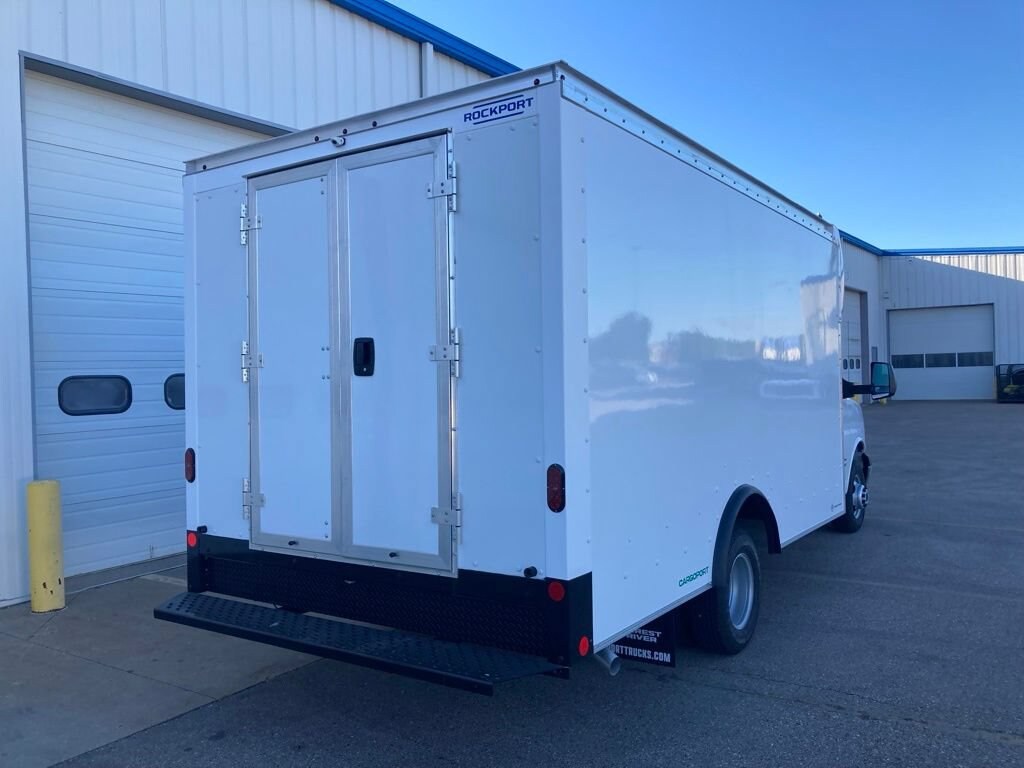 New 2026 GMC Savana Cutaway 4500 2WT Cutaway Van