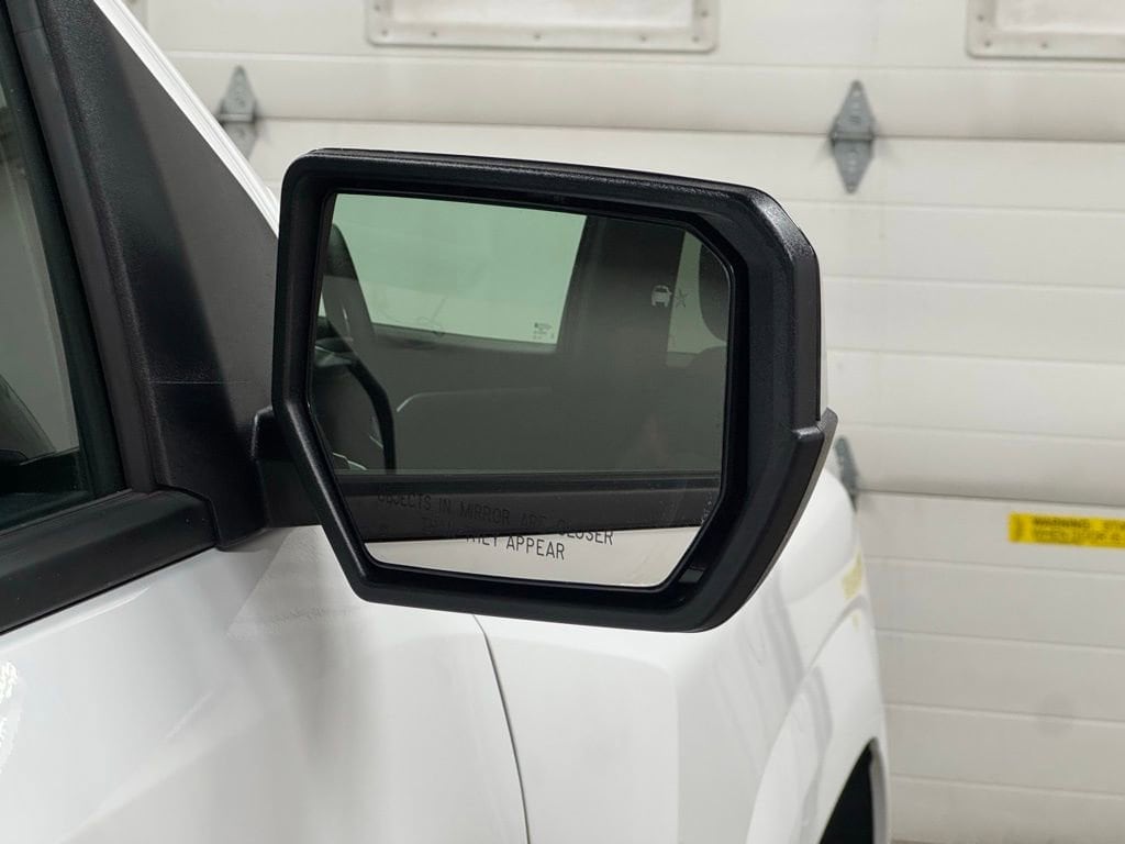 2026 Chevrolet Colorado Z71 - Photo 12