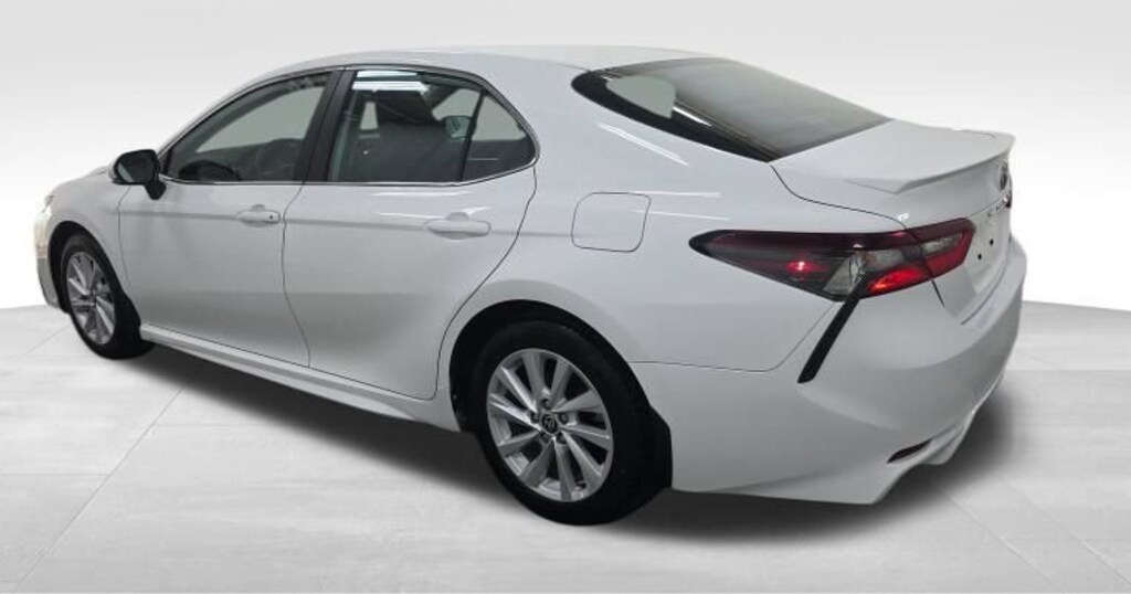 Used 2024 Toyota Camry SE