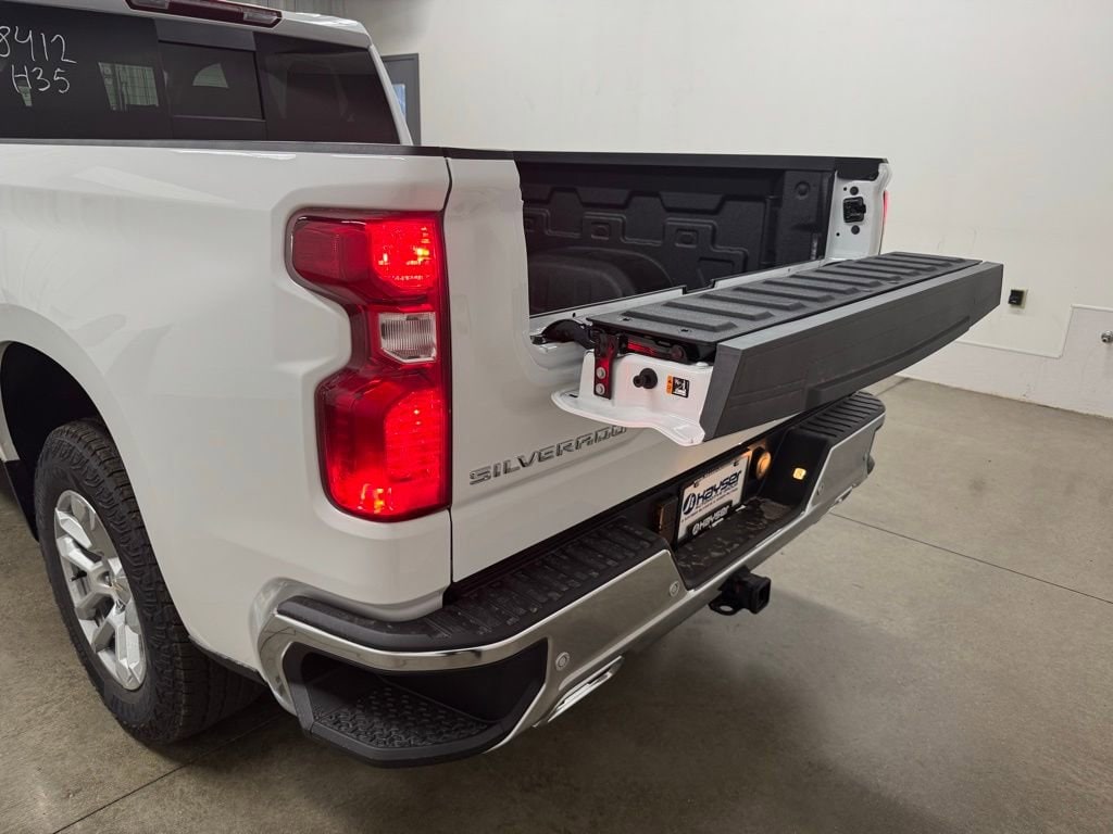 2026 Chevrolet Silverado 1500 LT - Photo 8