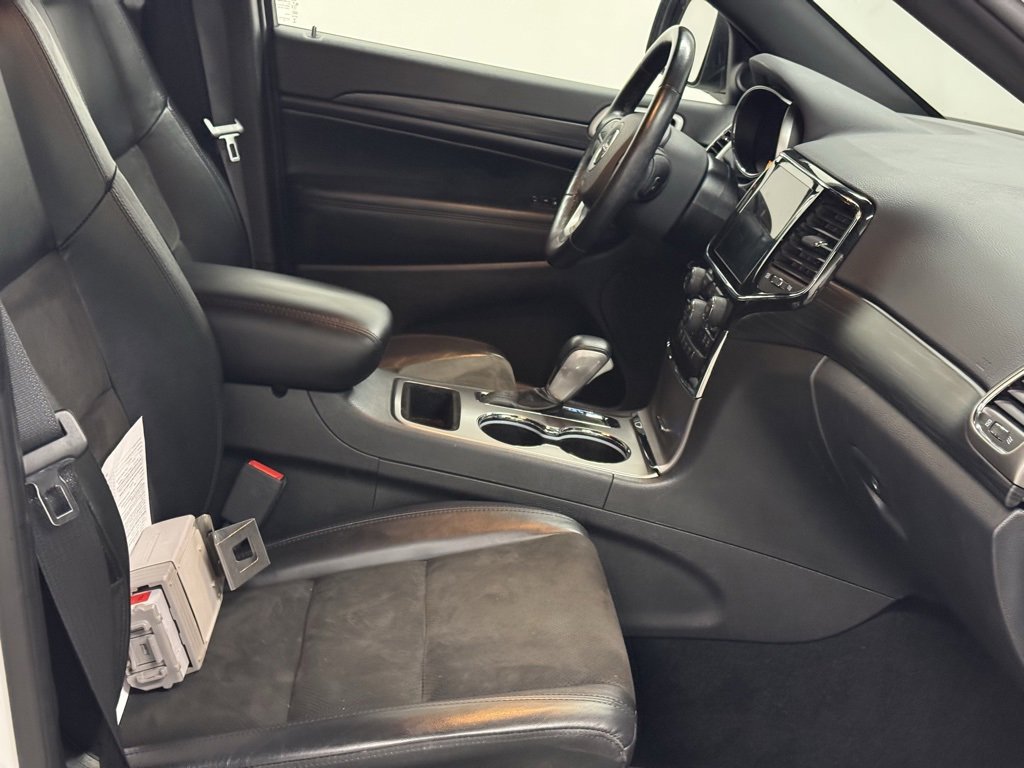 2021 Jeep Grand Cherokee Laredo X photo 4