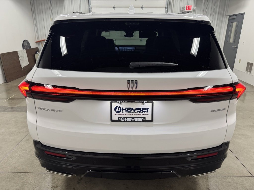 2026 Buick Enclave Sport Touring photo 3
