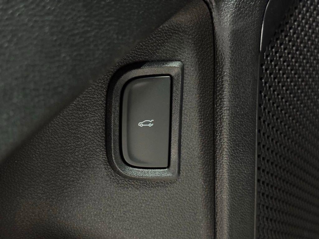 2025 Chevrolet Blazer EV LT - Photo 29