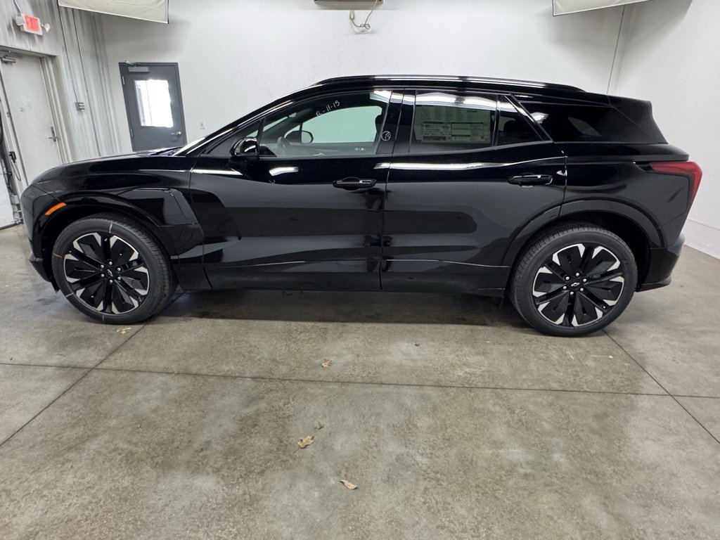 2025 Chevrolet Blazer EV RS photo 4