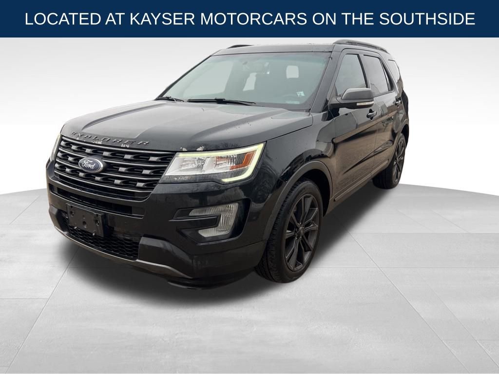 2017 Ford Explorer XLT's photo