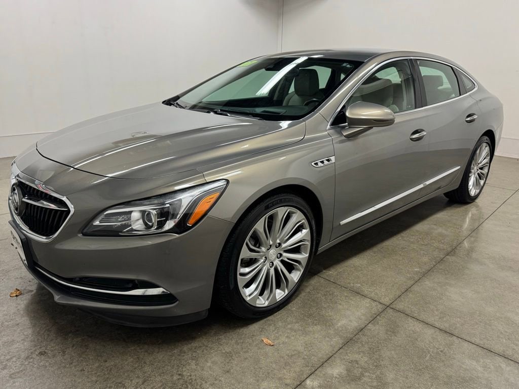 2017 Buick LaCrosse Premium's photo