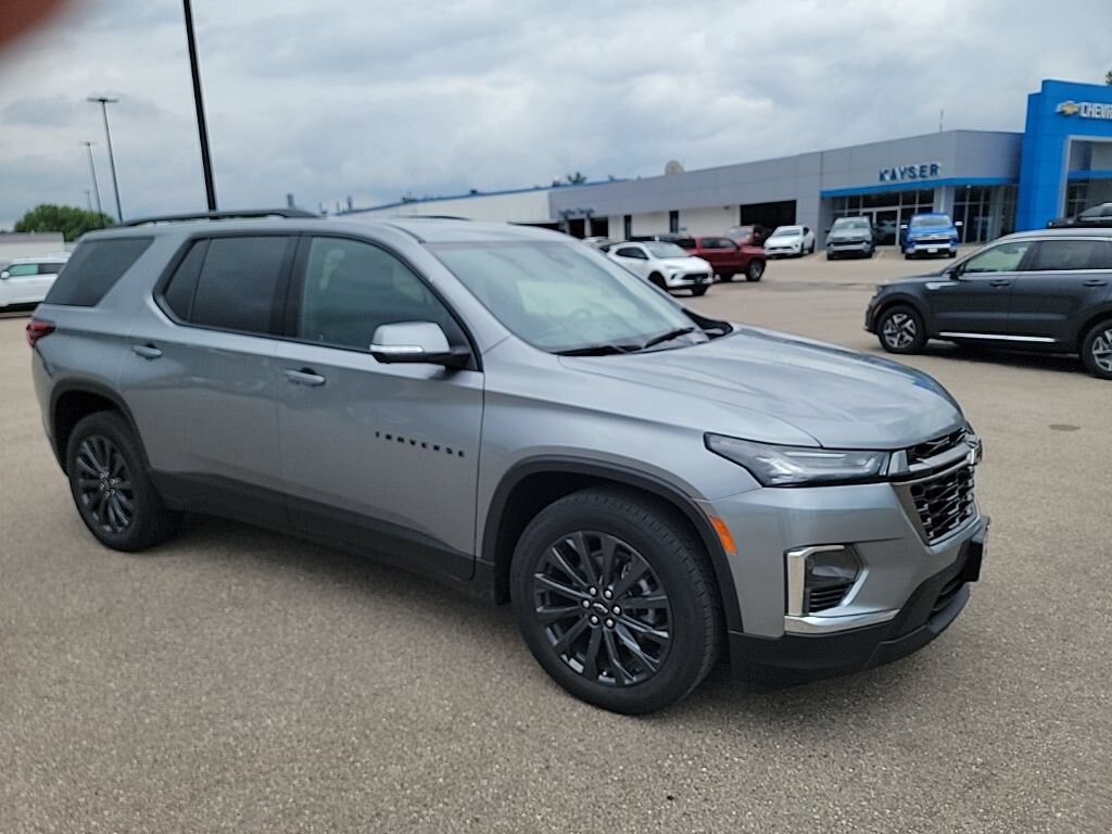 Used 2023 Chevrolet Traverse RS SUV