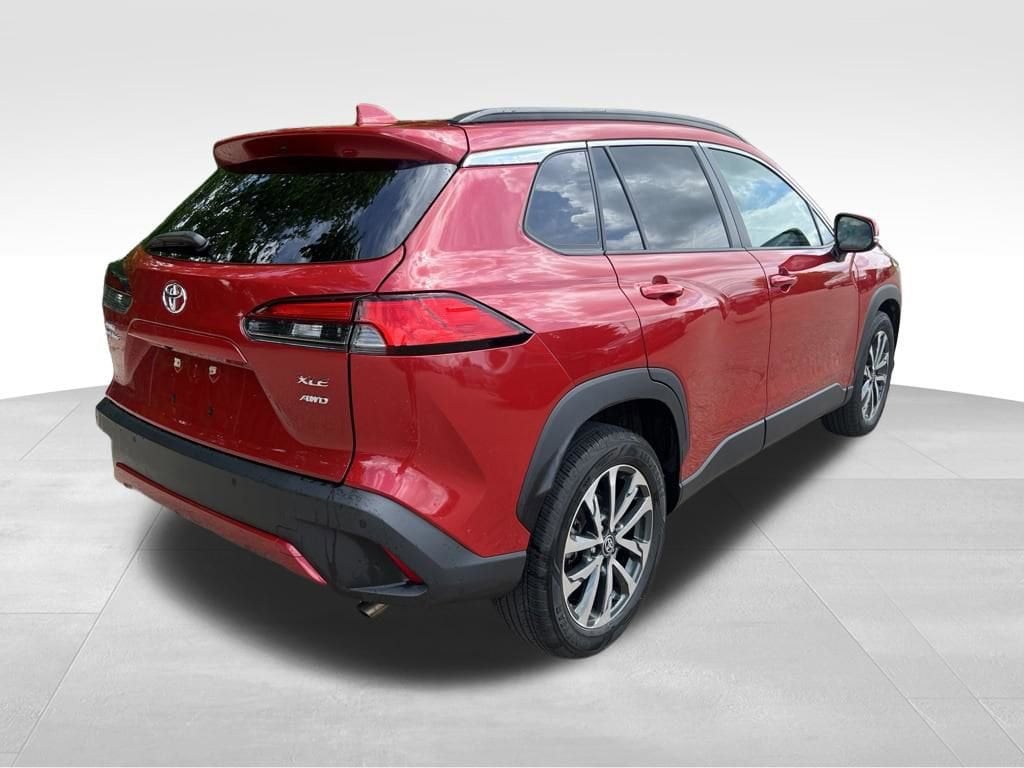 Used 2023 Toyota Corolla Cross XLE SUV