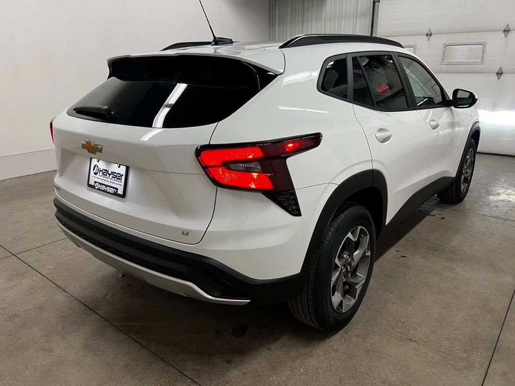 New 2026 Chevrolet Trax LT SUV