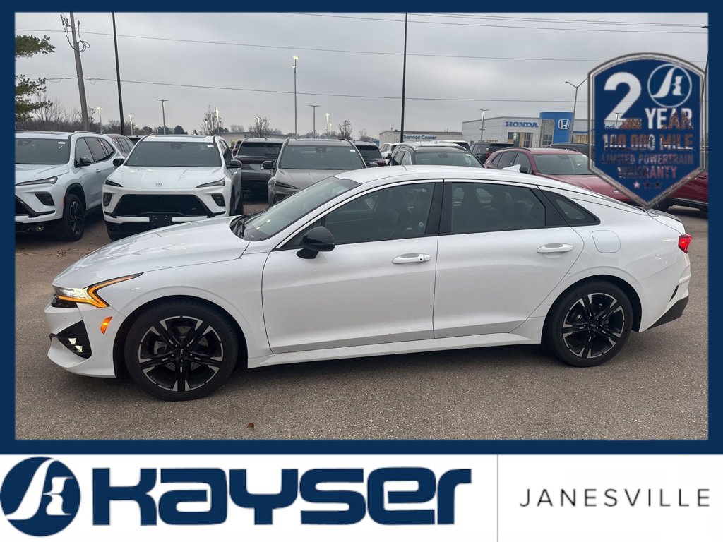 2022 Kia K5 GT-Line photo 3