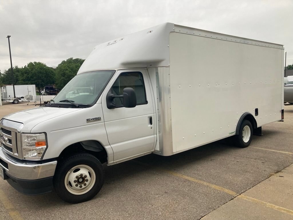 Used 2025 Ford E-Series Cutaway