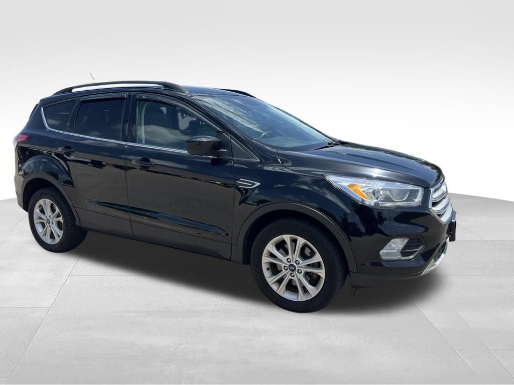 Used 2018 Ford Escape SEL with VIN 1FMCU9HD0JUC95099 for sale in Janesville, WI