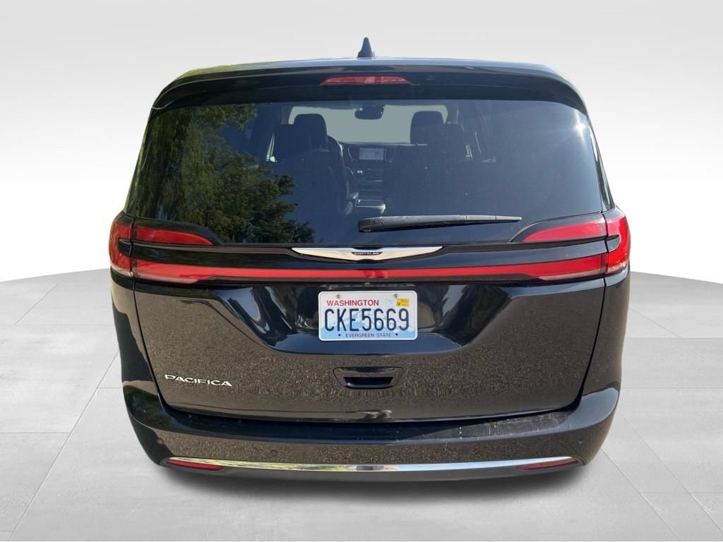 Used 2023 Chrysler Pacifica Touring L Van Passenger Van