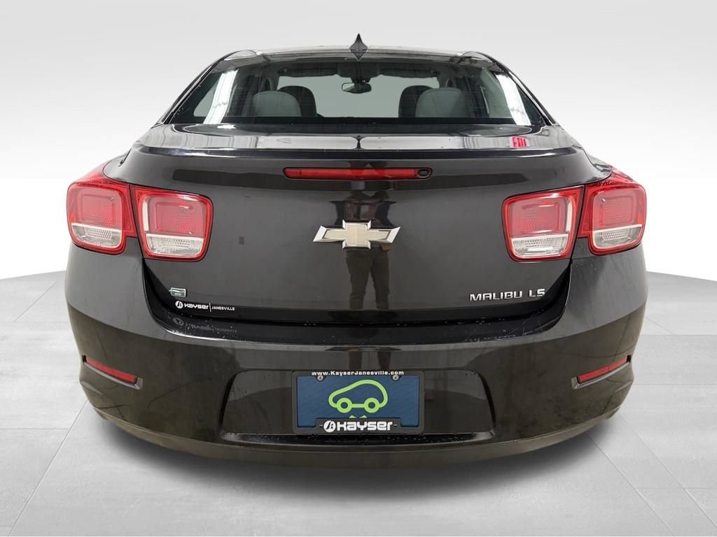 2015 Chevrolet Malibu 1LS - Photo 9