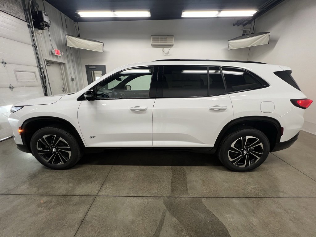 2026 Buick Enclave Sport Touring photo 4