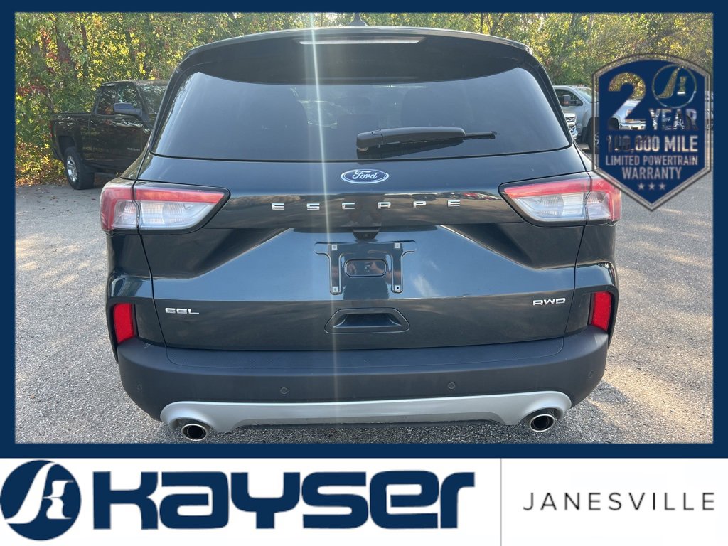 2022 Ford Escape SEL photo 4