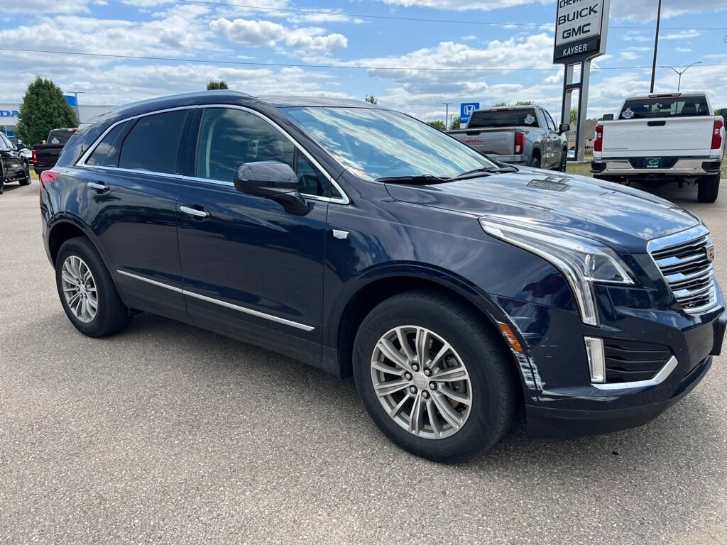 Used 2017 CADILLAC XT5 Luxury AWD SUV