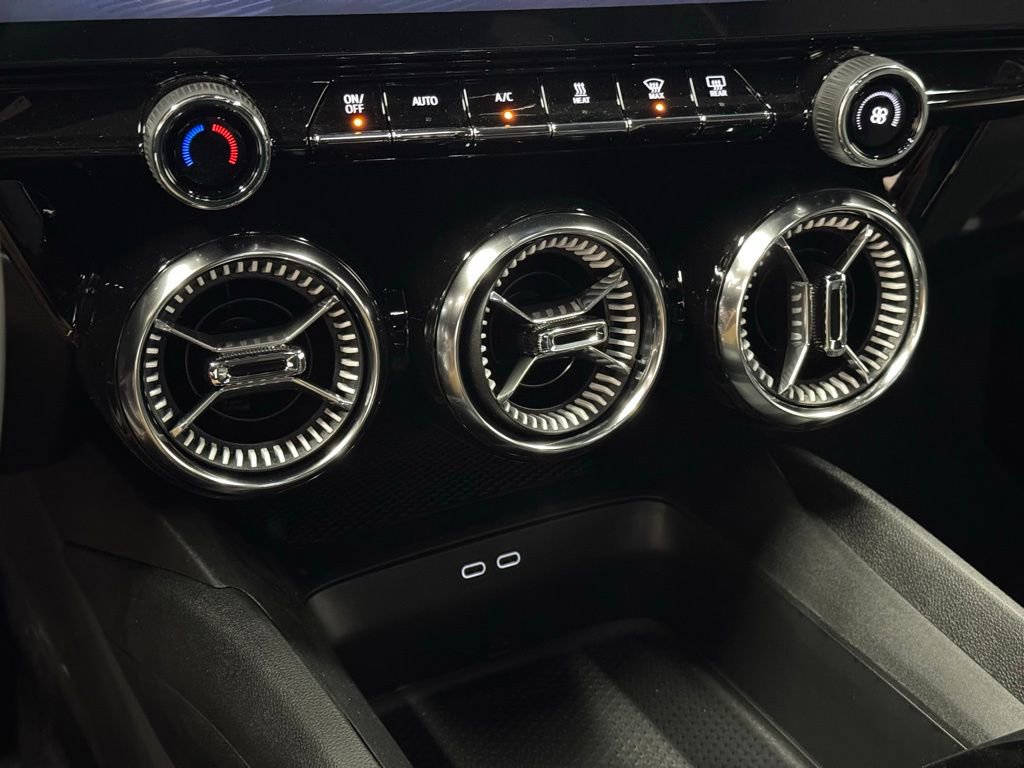 2025 Chevrolet Blazer EV LT - Photo 31