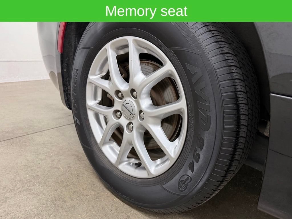 2025 Chrysler Pacifica Select - Photo 13