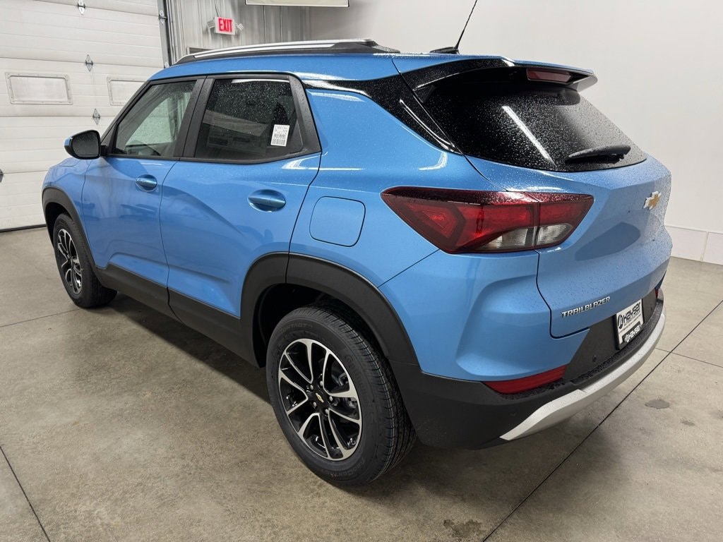 New 2025 Chevrolet Trailblazer LT SUV