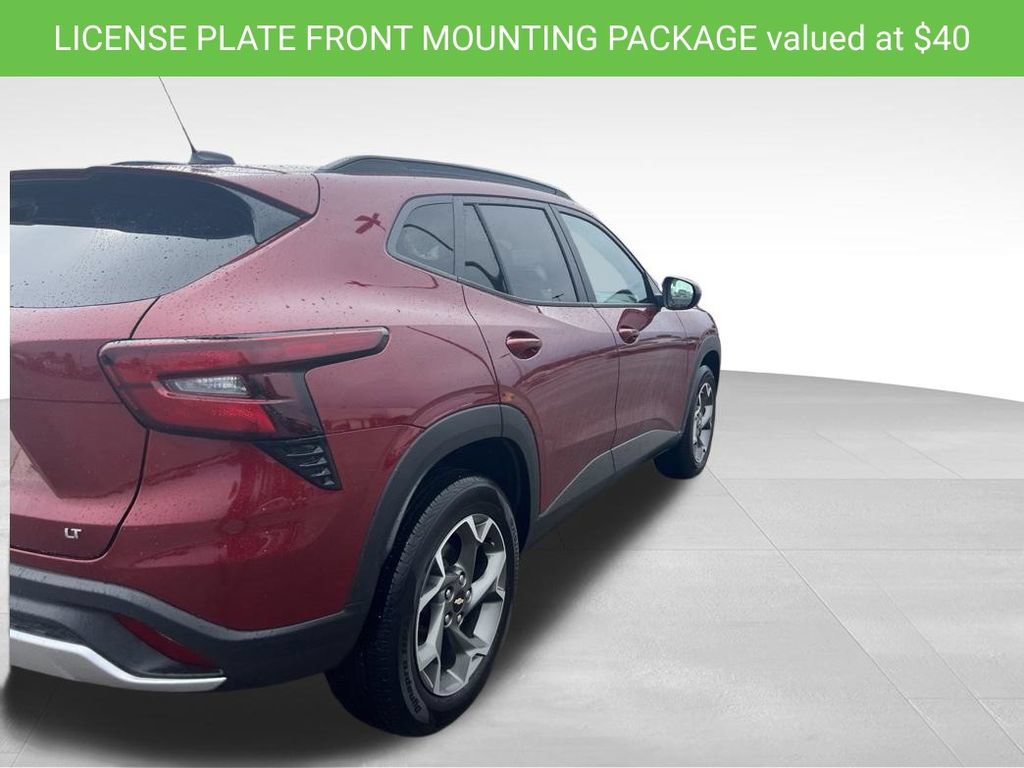 2025 Chevrolet Trax LT - Photo 5