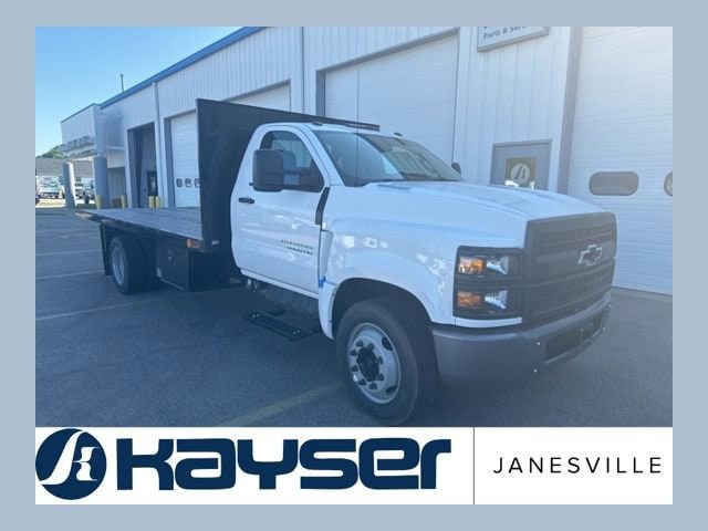2024 Chevrolet Silverado 4500 Medium Duty Chassis Cab Work Truck's photo