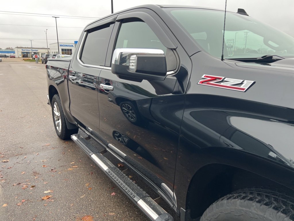 2021 Chevrolet Silverado 1500 LTZ photo 4
