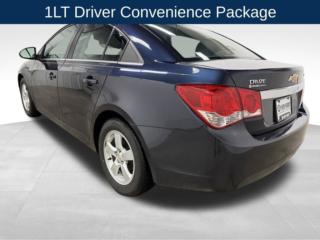 Used 2016 Chevrolet Cruze Limited LT Car