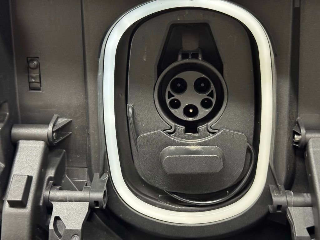 2025 Chevrolet Blazer EV RS - Photo 41