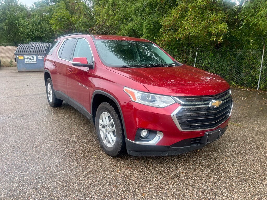 Used 2020 Chevrolet Traverse LT Cloth SUV