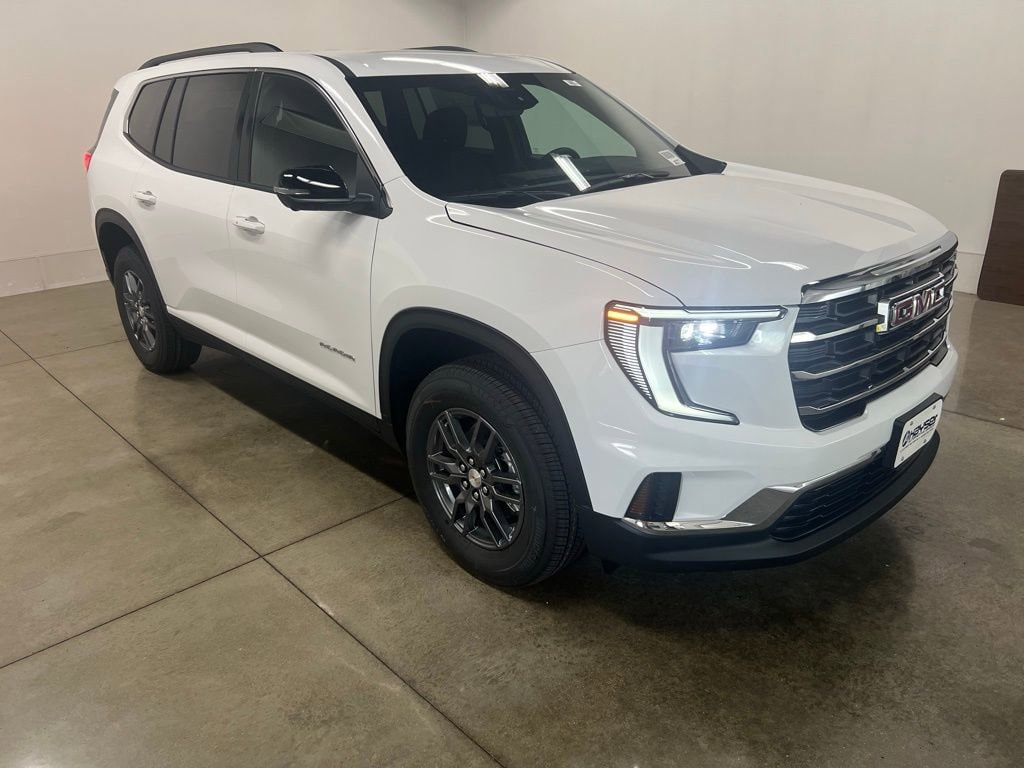 2026 GMC Acadia Elevation's photo