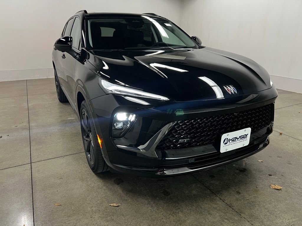 2026 Buick Envision Sport Touring's photo