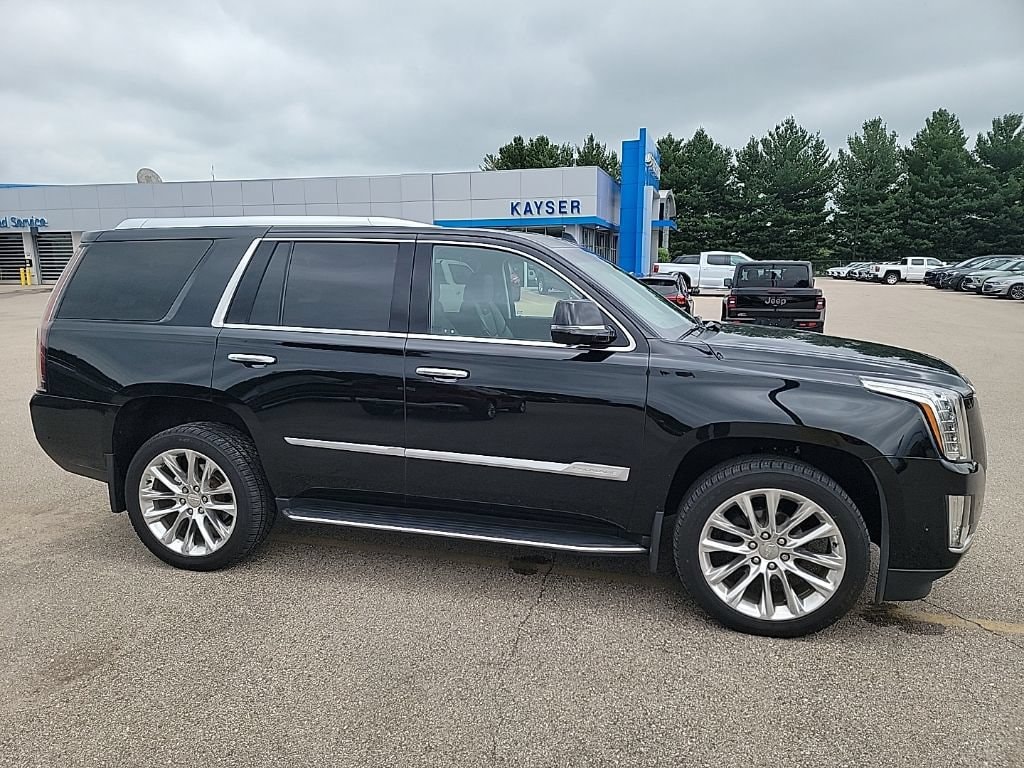 Used 2019 CADILLAC Escalade Luxury SUV