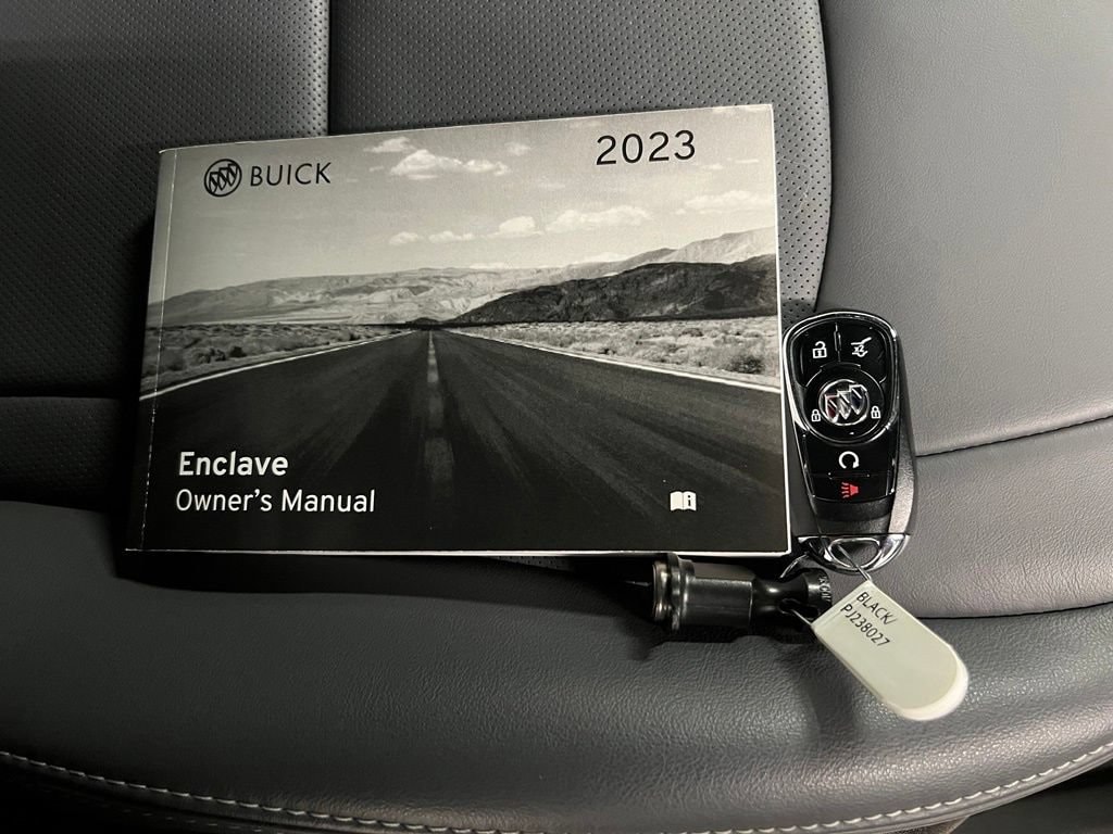 2023 Buick Enclave Essence - Photo 42