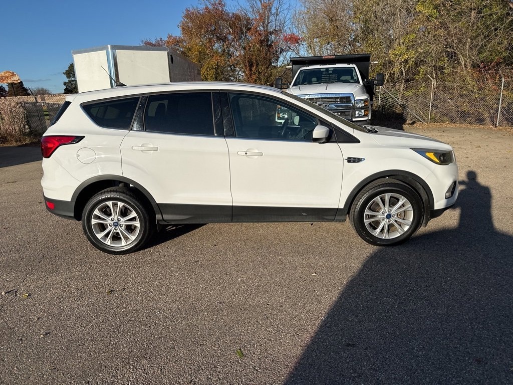 Used 2019 Ford Escape SE