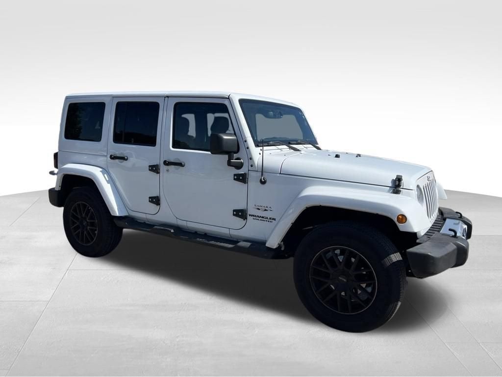 Used 2017 Jeep Wrangler Unlimited Sahara 4x4 SUV