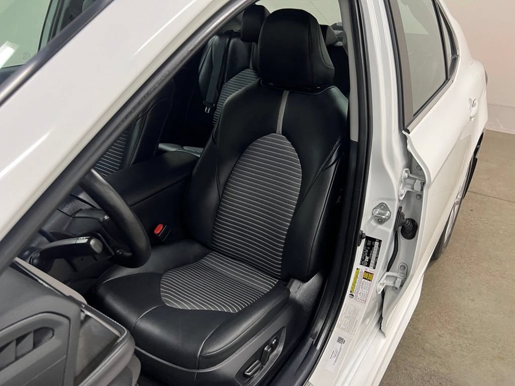 2024 Toyota Camry SE - Photo 27