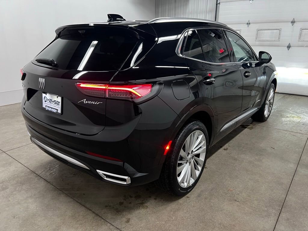 New 2026 Buick Envision Avenir SUV