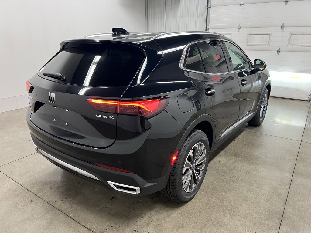 2025 Buick Envision Preferred photo 3