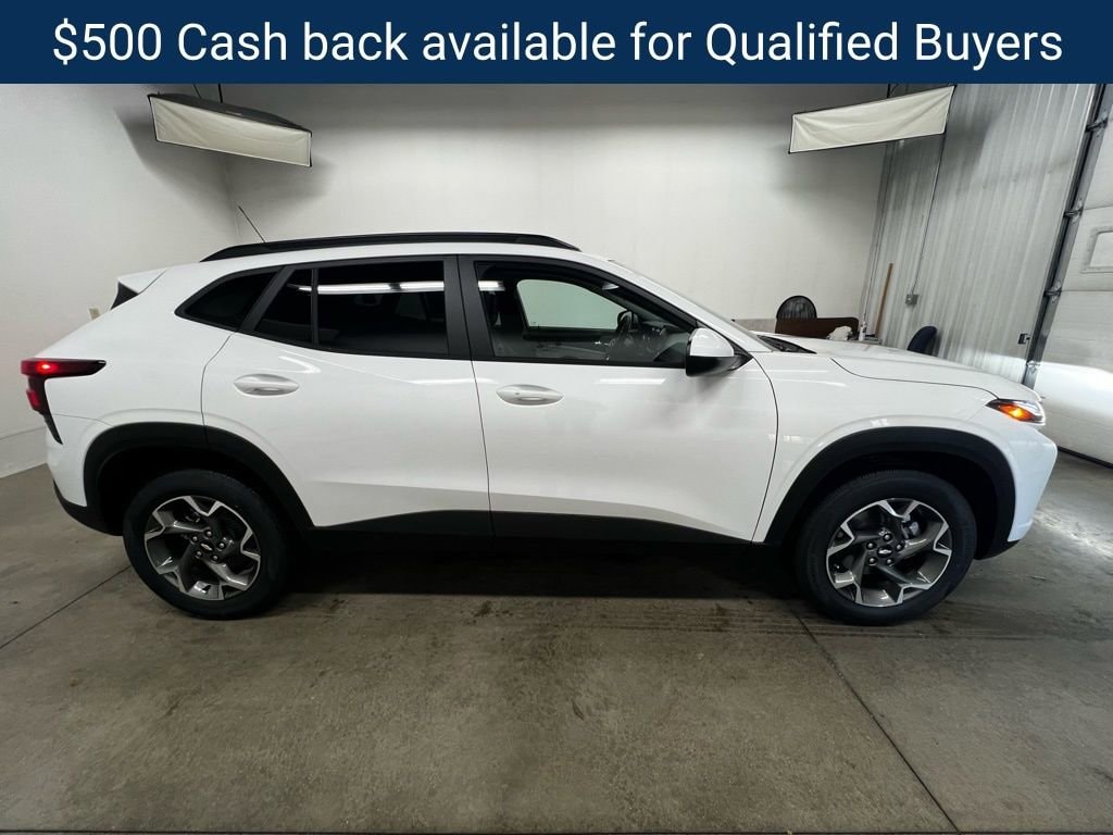 New 2026 Chevrolet Trax LT SUV