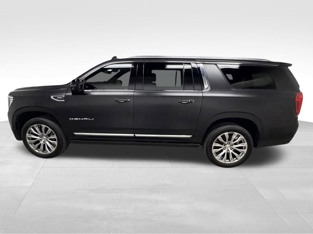 Used 2022 GMC Yukon XL Denali SUV