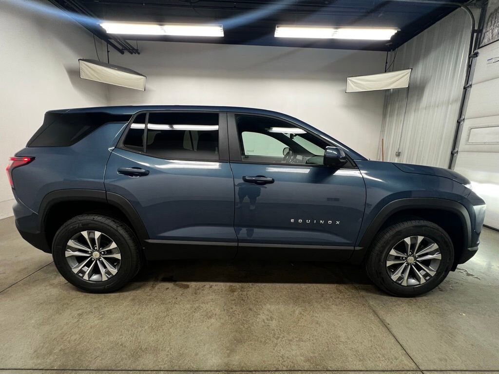 New 2026 Chevrolet Equinox LT SUV