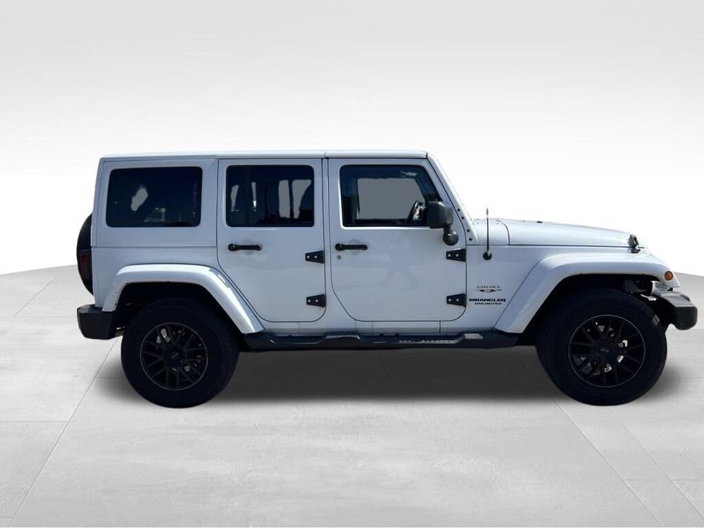 Used 2017 Jeep Wrangler Unlimited Sahara 4x4 SUV