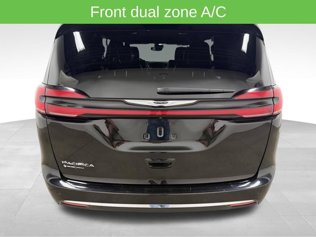 2025 Chrysler Pacifica Select - Photo 9