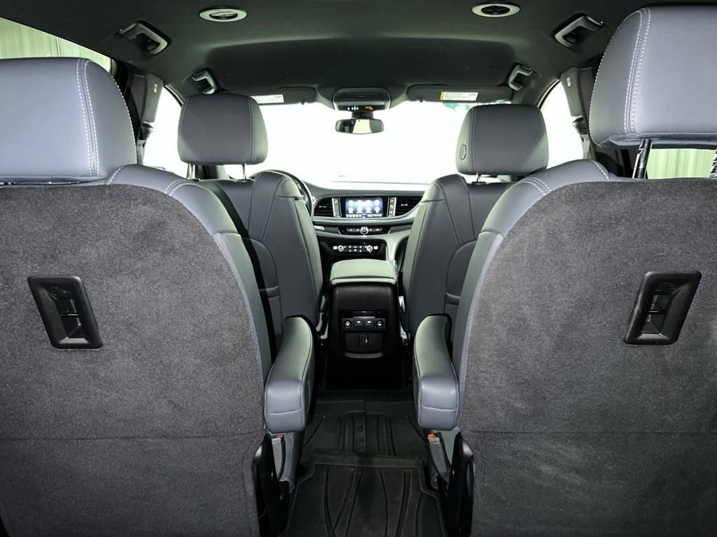 2023 Buick Enclave Essence - Photo 35