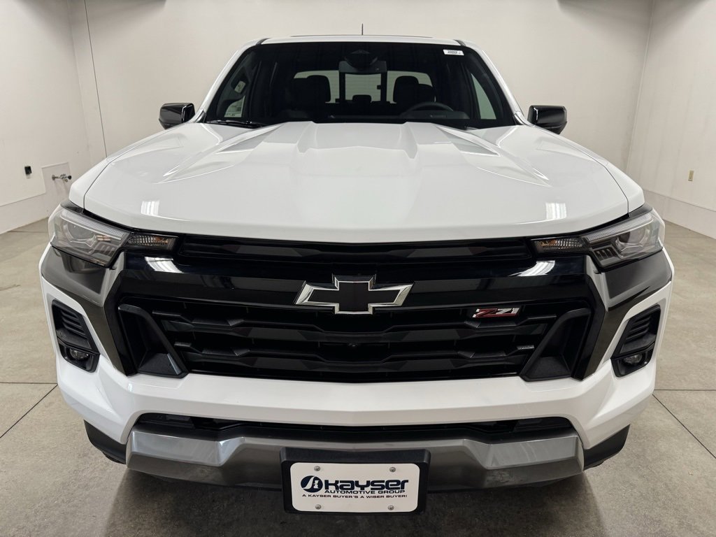 2026 Chevrolet Colorado Z71 photo 2