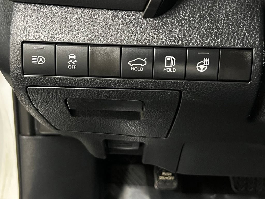 2024 Toyota Camry SE - Photo 15