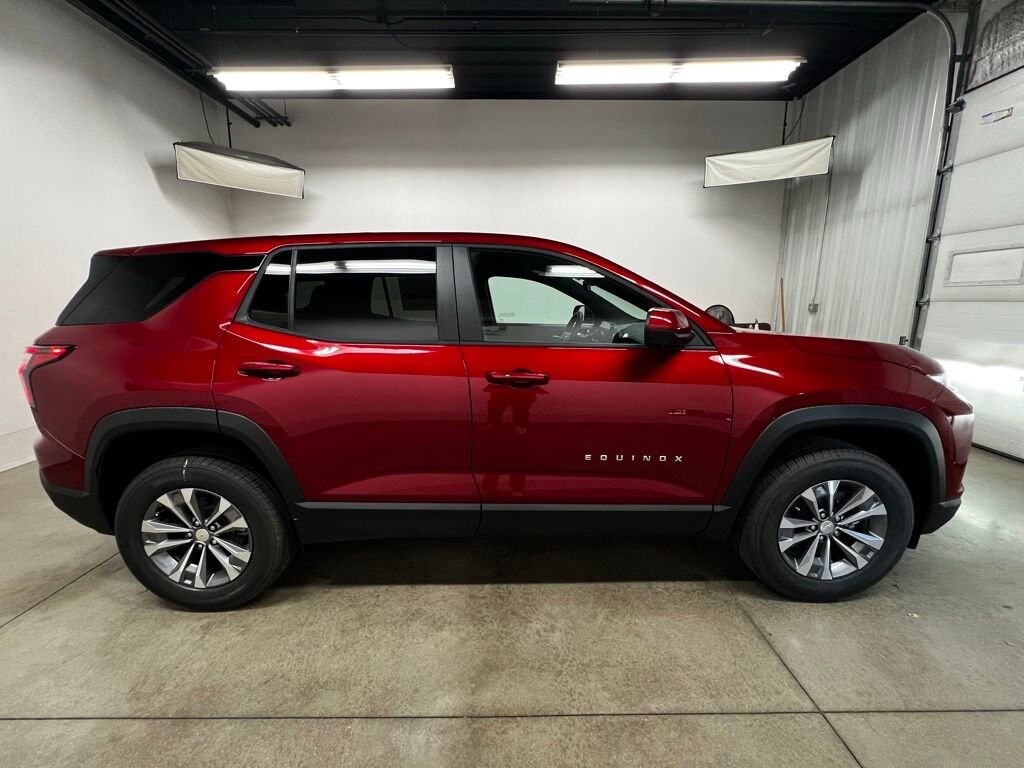 New 2026 Chevrolet Equinox LT SUV