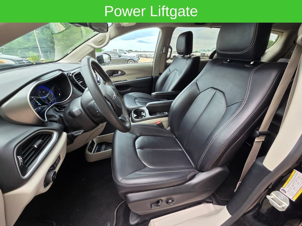 2024 Chrysler Pacifica Touring L - Photo 19