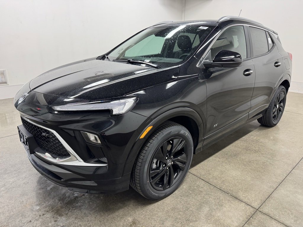 2025 Buick Encore GX Sport Touring photo 3